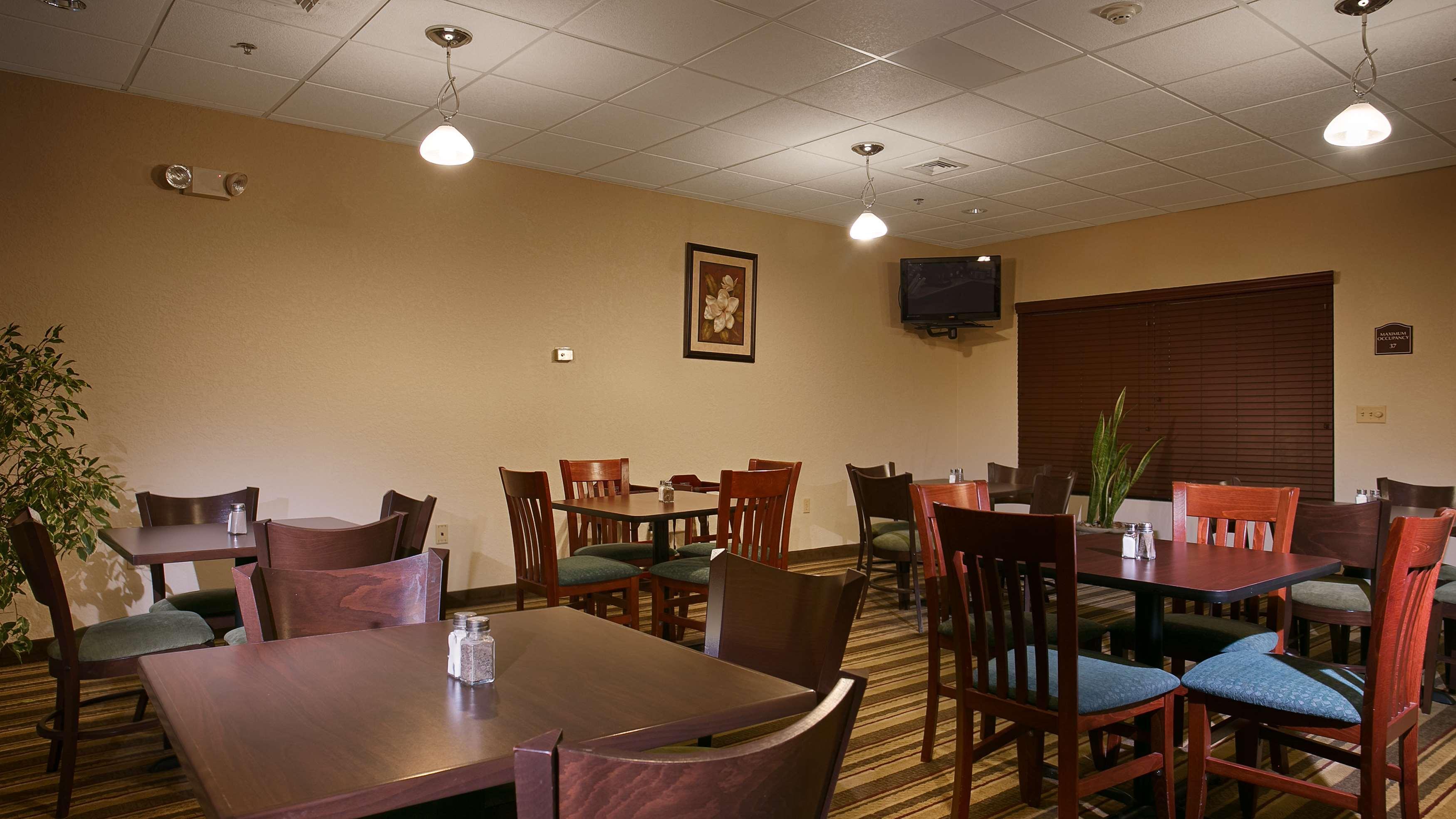 Best Western Plus Springfield Airport Inn Exterior foto