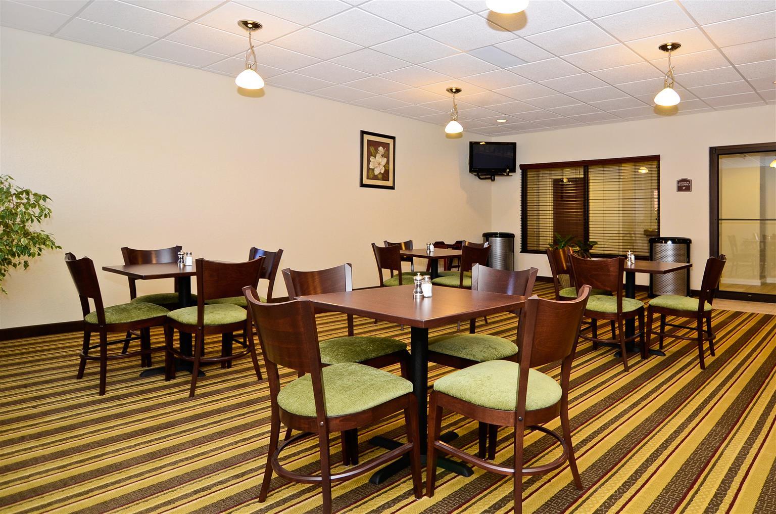 Best Western Plus Springfield Airport Inn Restaurante foto
